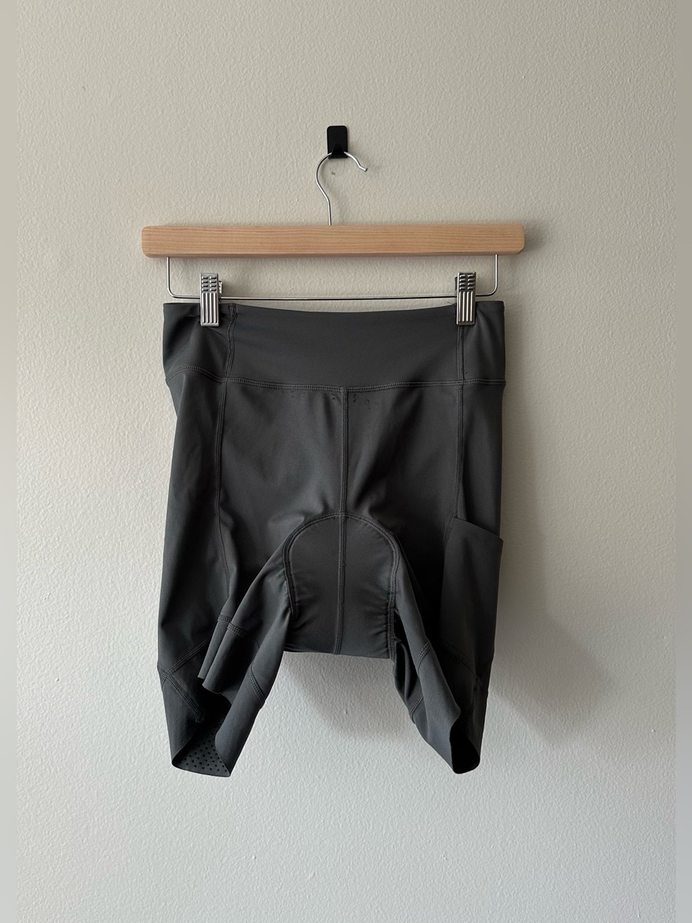 Grey Women’s Cycling Shorts w/ Pocket